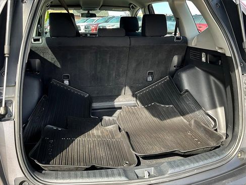 Used 2019 Honda CR-V LX image 34