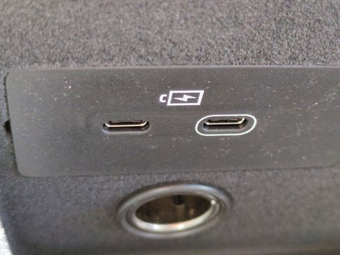 New 2026 Volvo XC90 B6 Ultra w/ Protection Package Premier image 21