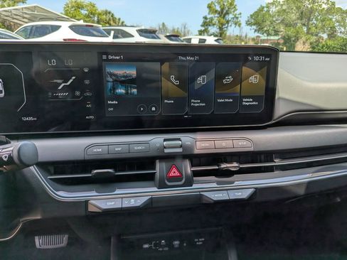 Certified 2025 Kia K4 GT-Line Turbo FWD image 21
