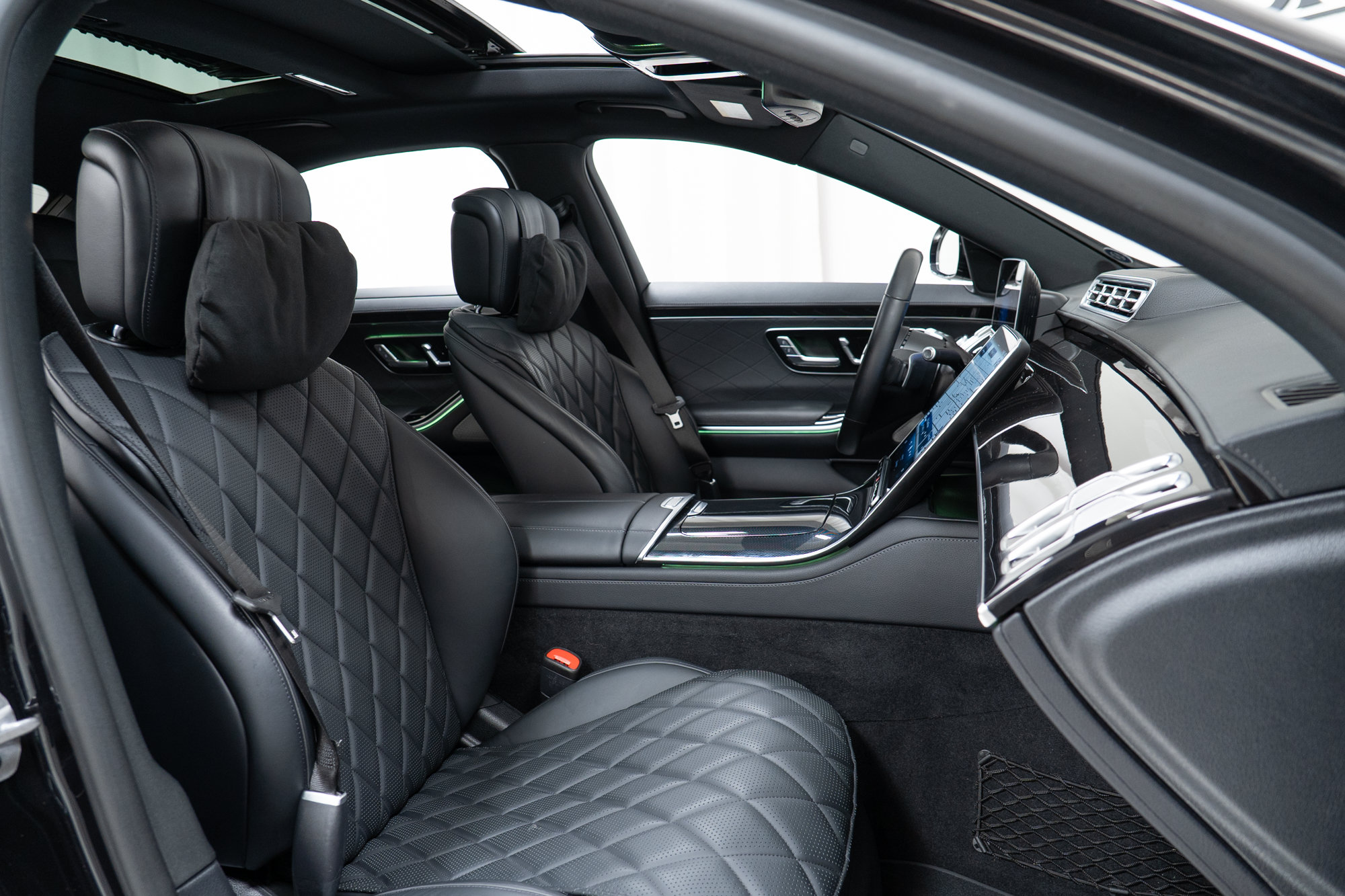 Certified 2023 Mercedes-Benz S 580 4MATIC Sedan w/ AMG Line image 23