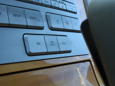 Used 2008 Lincoln Navigator 4WD image 31