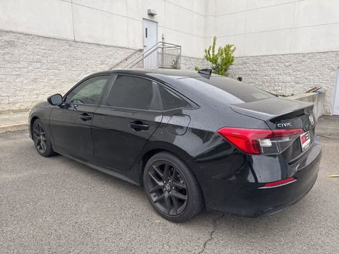 Used 2022 Honda Civic Sport image 17