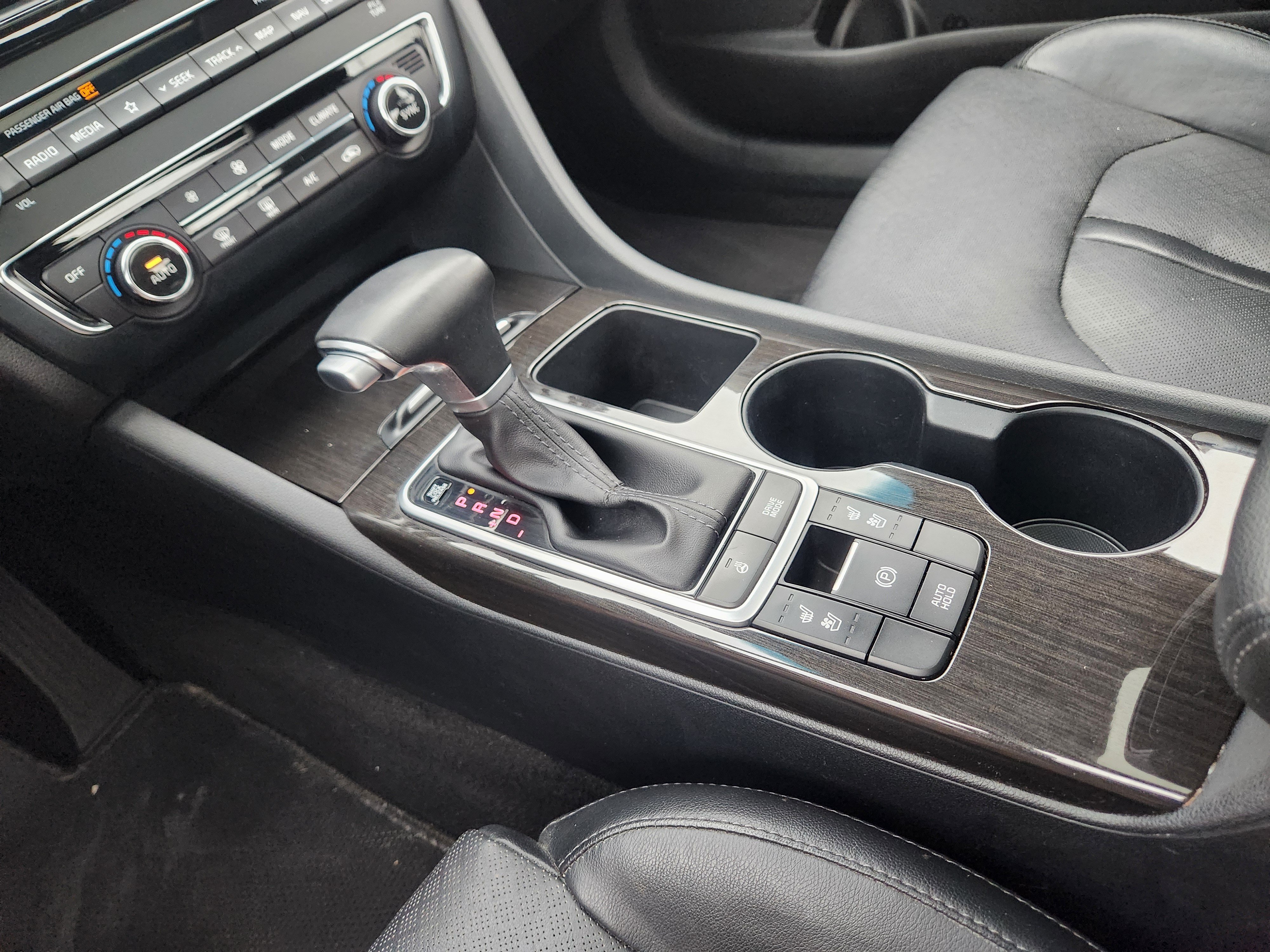 Used 2019 Kia Optima EX w/ EX Premium Package FWD image 15