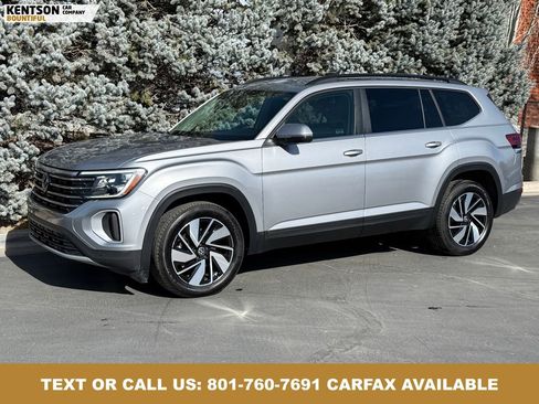 Used 2025 Volkswagen Atlas SE AWD/4WD image 1