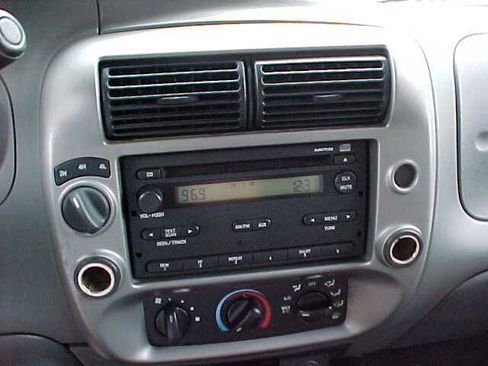 Used 2011 Ford Ranger XLT AWD/4WD image 22