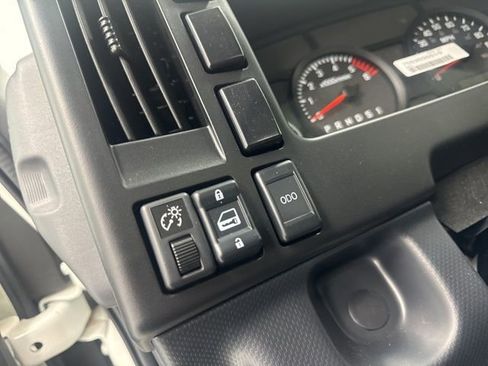 New 2025 Chevrolet Low Cab Forward image 10