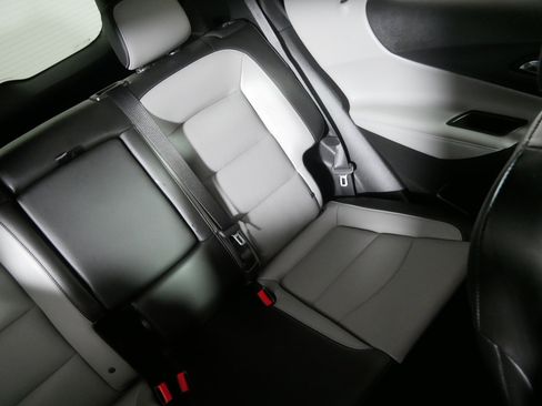 Used 2019 Chevrolet Equinox Premier image 14