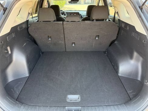 Used 2025 Kia Sportage LX FWD image 31