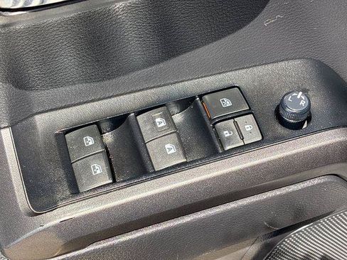 Certified 2023 Toyota Tacoma TRD Sport AWD/4WD image 13