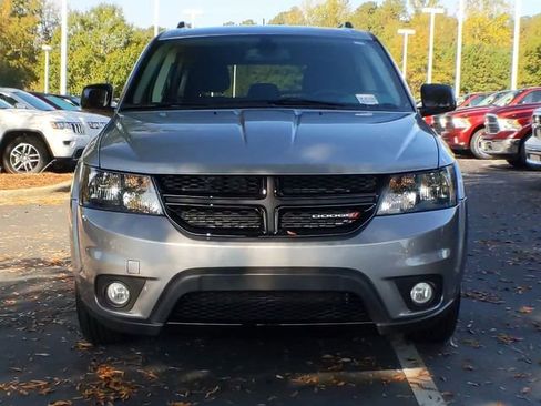 Used 2019 Dodge Journey SE w/ Connectivity Group image 8