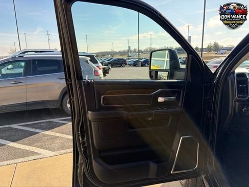Used 2024 RAM 2500 Laramie w/ Safety Group AWD/4WD image 9