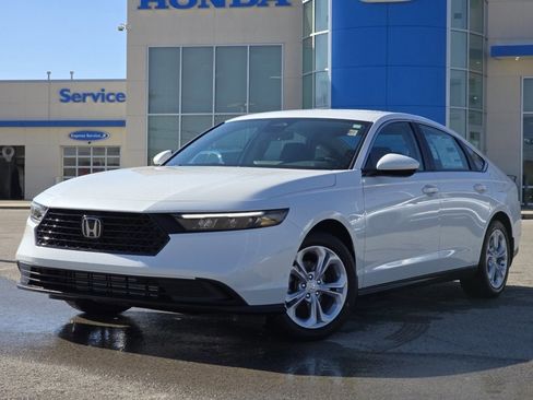 New 2026 Honda Accord LX image 32