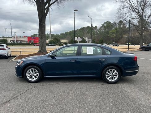 Used 2018 Volkswagen Passat 2.0T S image 7