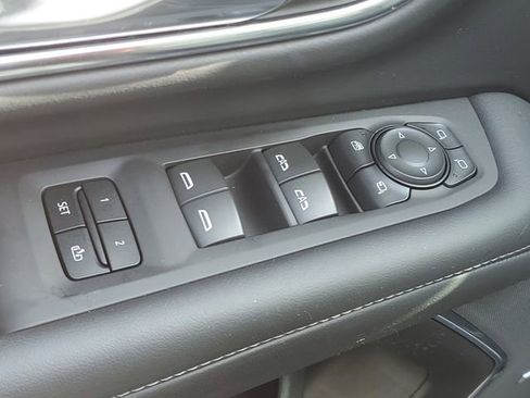Certified 2023 Chevrolet Tahoe Z71 w/ Luxury Package AWD/4WD image 16