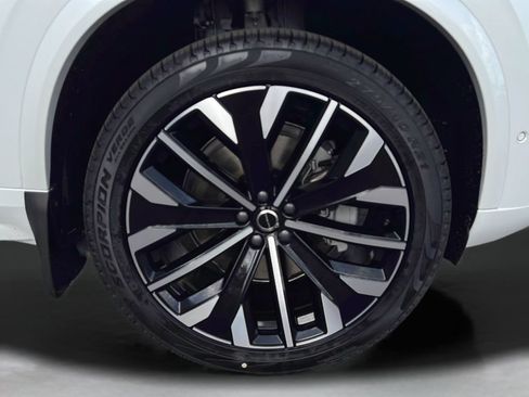 New 2026 Volvo XC90 B6 Ultra w/ Protection Package Premier AWD/4WD image 24