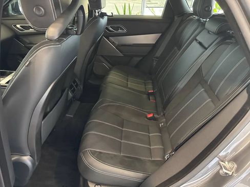 Used 2019 Land Rover Range Rover Velar R-Dynamic SE AWD/4WD image 35