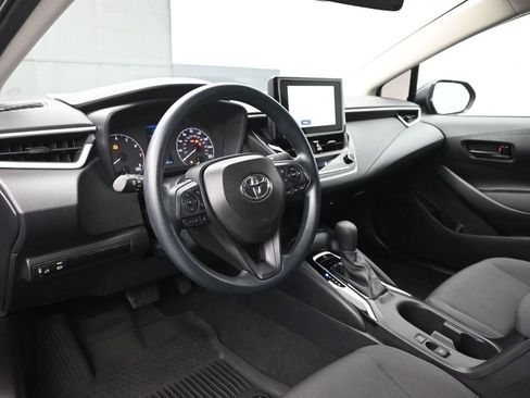 Used 2024 Toyota Corolla LE image 16