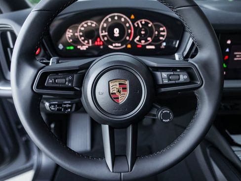 Certified 2026 Porsche Cayenne AWD/4WD image 16