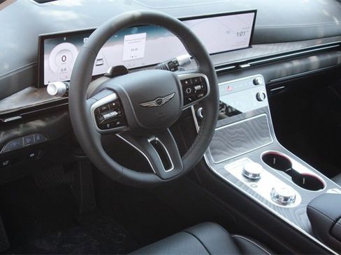 New 2025 Genesis GV80 3.5T Advanced image 8