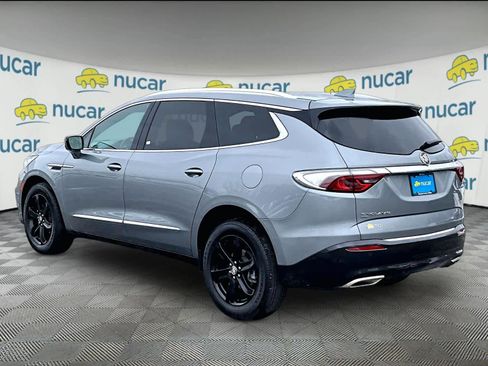 Used 2023 Buick Enclave Essence w/ Experience Buick Package image 4