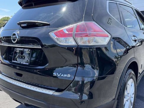 Used 2016 Nissan Rogue SV AWD/4WD image 6