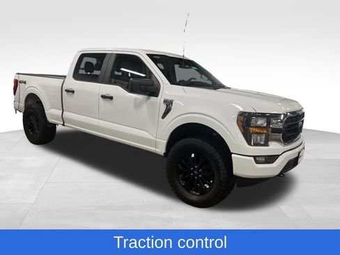 Used 2023 Ford F150 XLT w/ Trailer Tow Package image 9
