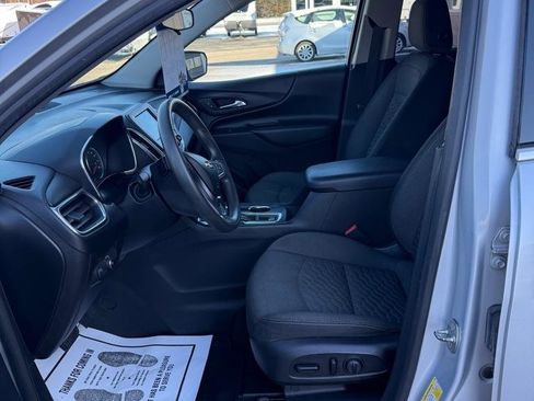 Used 2020 Chevrolet Equinox LT image 8