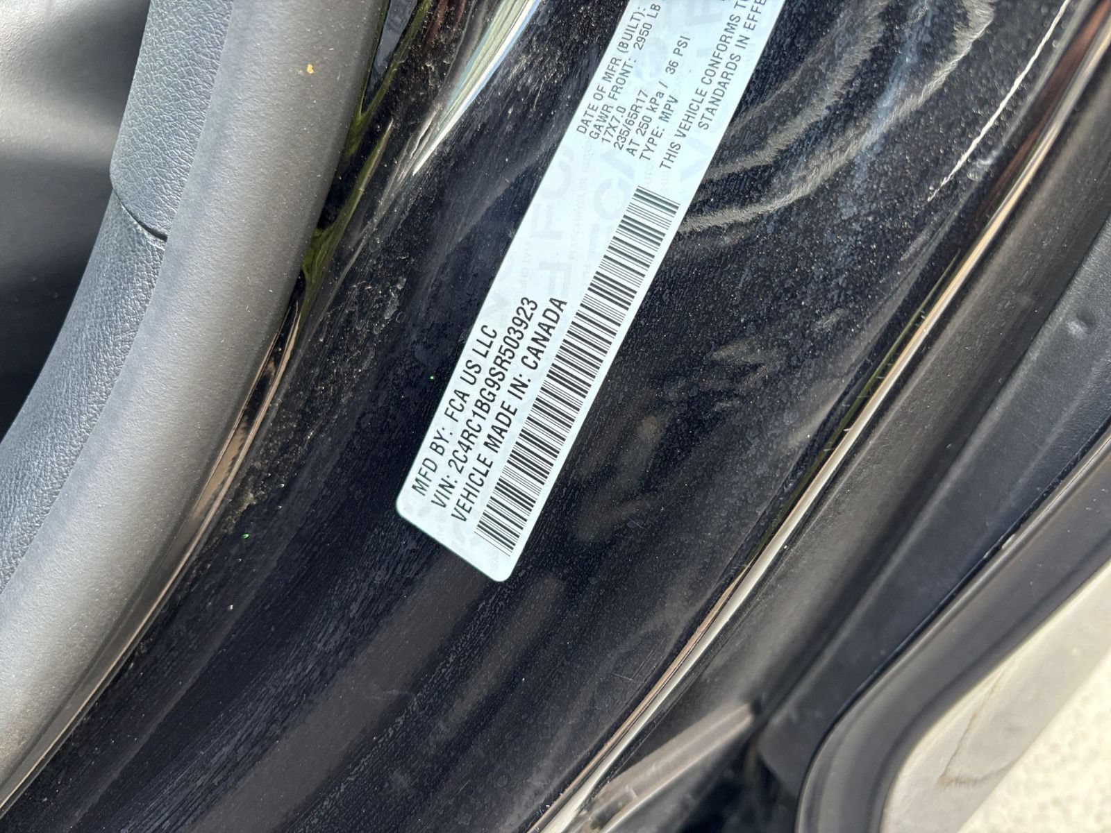 Used 2025 Chrysler Pacifica Select FWD image 31