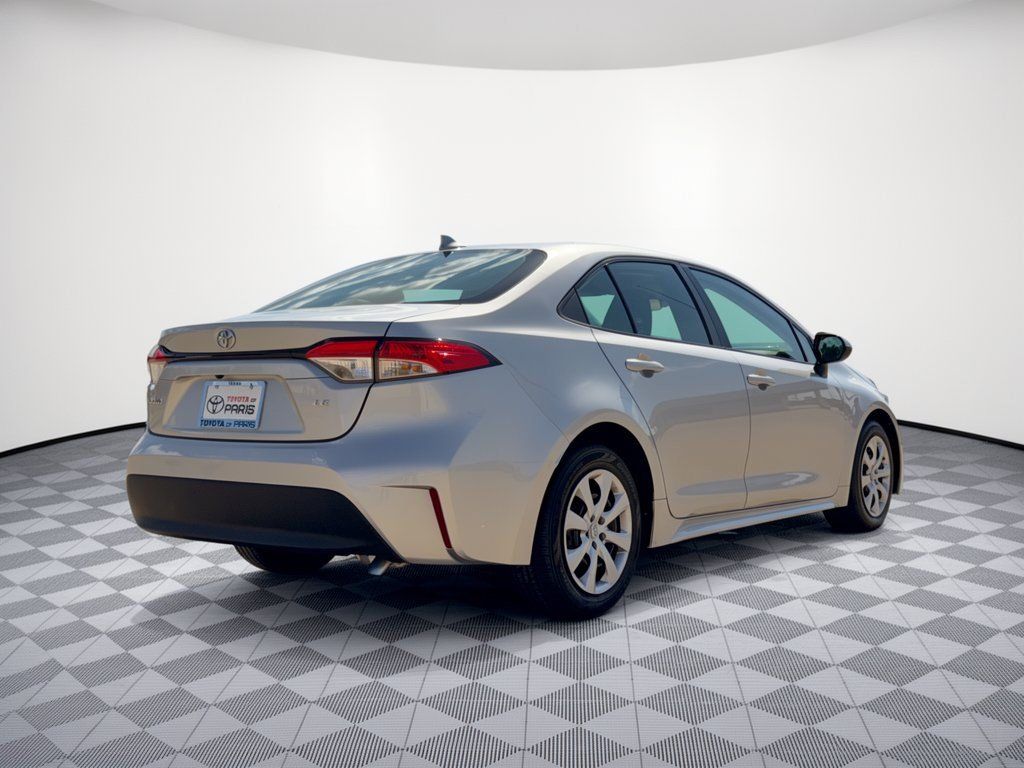 Used 2023 Toyota Corolla LE FWD image 9