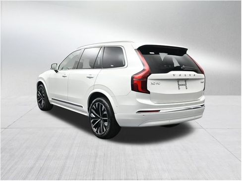 New 2026 Volvo XC90 B6 Plus w/ Protection Package Premier AWD/4WD image 3