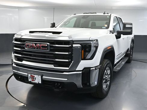 Used 2024 GMC Sierra 2500 SLE w/ SLE Value Package AWD/4WD image 13