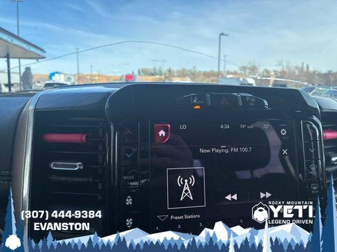 Used 2019 RAM 1500 Laramie AWD/4WD image 17