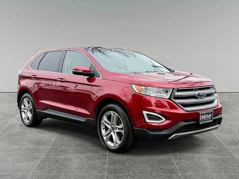 Used 2016 Ford Edge Titanium w/ Equipment Group 302A AWD/4WD image 9