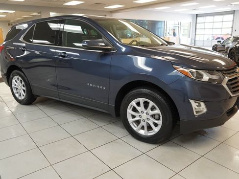 Used 2018 Chevrolet Equinox LT AWD/4WD image 16
