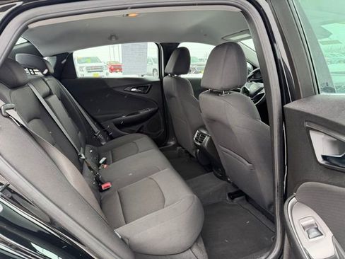 Used 2025 Chevrolet Malibu LT image 17