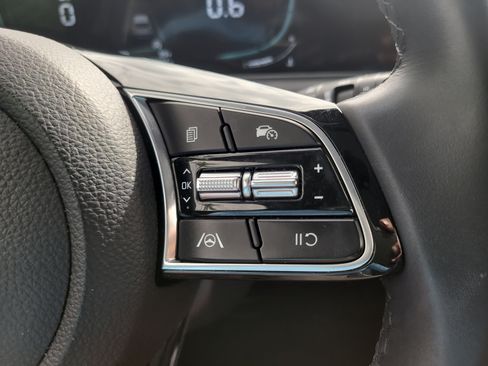 Used 2025 Kia Seltos S FWD image 29