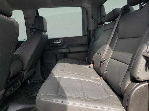 Used 2023 GMC Sierra 3500 Pro w/ Convenience Package image 6