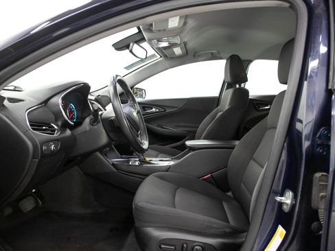 Used 2018 Chevrolet Malibu LT FWD image 20