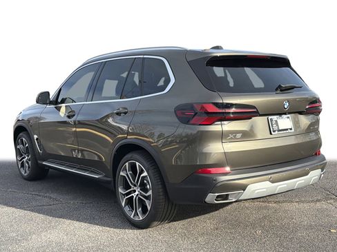 New 2026 BMW X5 sDrive40i image 25