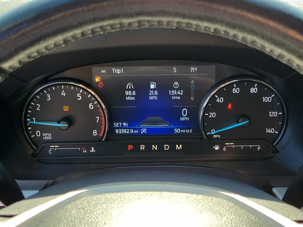 Used 2020 Ford Explorer XLT w/ Equipment Group 202A AWD/4WD image 26