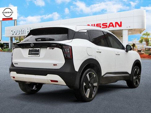 New 2025 Nissan Kicks SR w/ Illumination Package image 4