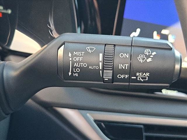 Used 2025 Lexus RX 350 Premium w/ Accessory Package (Z1) FWD image 16