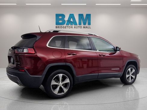 Used 2019 Jeep Cherokee Limited image 7