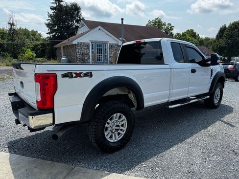 Used 2017 Ford F250 XL w/ Power Equipment Group image 5