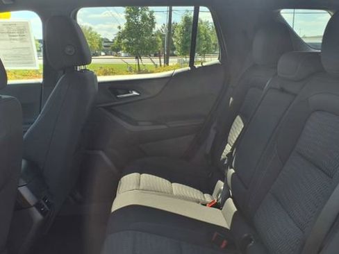 Used 2025 Chevrolet Equinox LT image 17