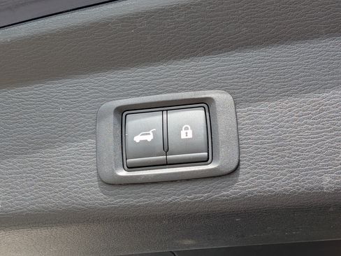 Used 2023 Mitsubishi Outlander SE AWD/4WD image 14