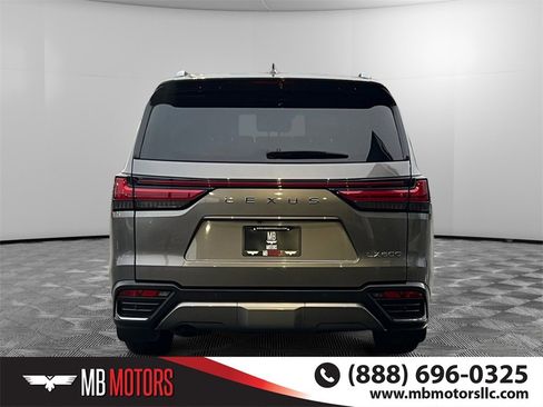 Used 2023 Lexus LX 600 4WD w/ Accessory Package (Z1) image 4