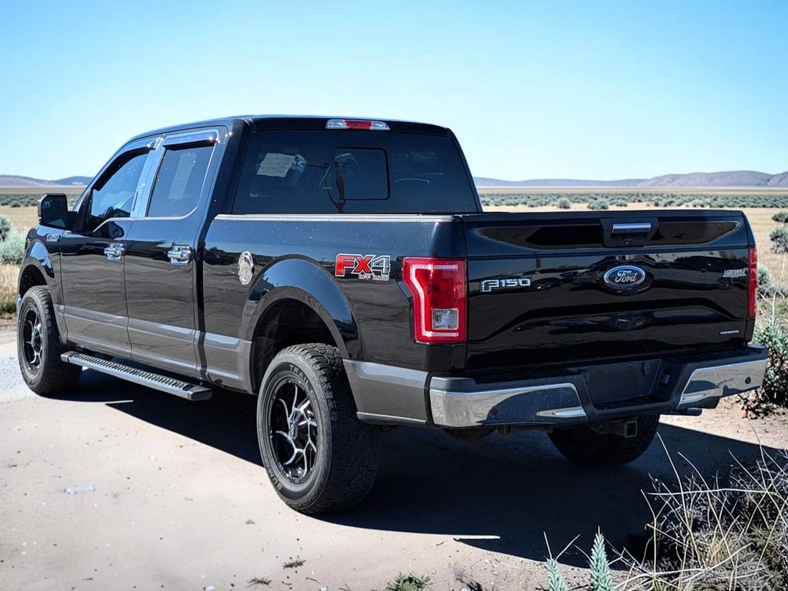 Used 2016 Ford F150 XLT w/ Equipment Group 302A Luxury AWD/4WD image 3