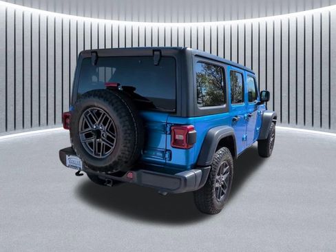 Used 2025 Jeep Wrangler Unlimited Sport AWD/4WD image 7