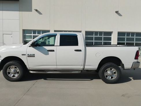 Used 2014 RAM 2500 Tradesman w/ Chrome Appearance Group AWD/4WD image 6